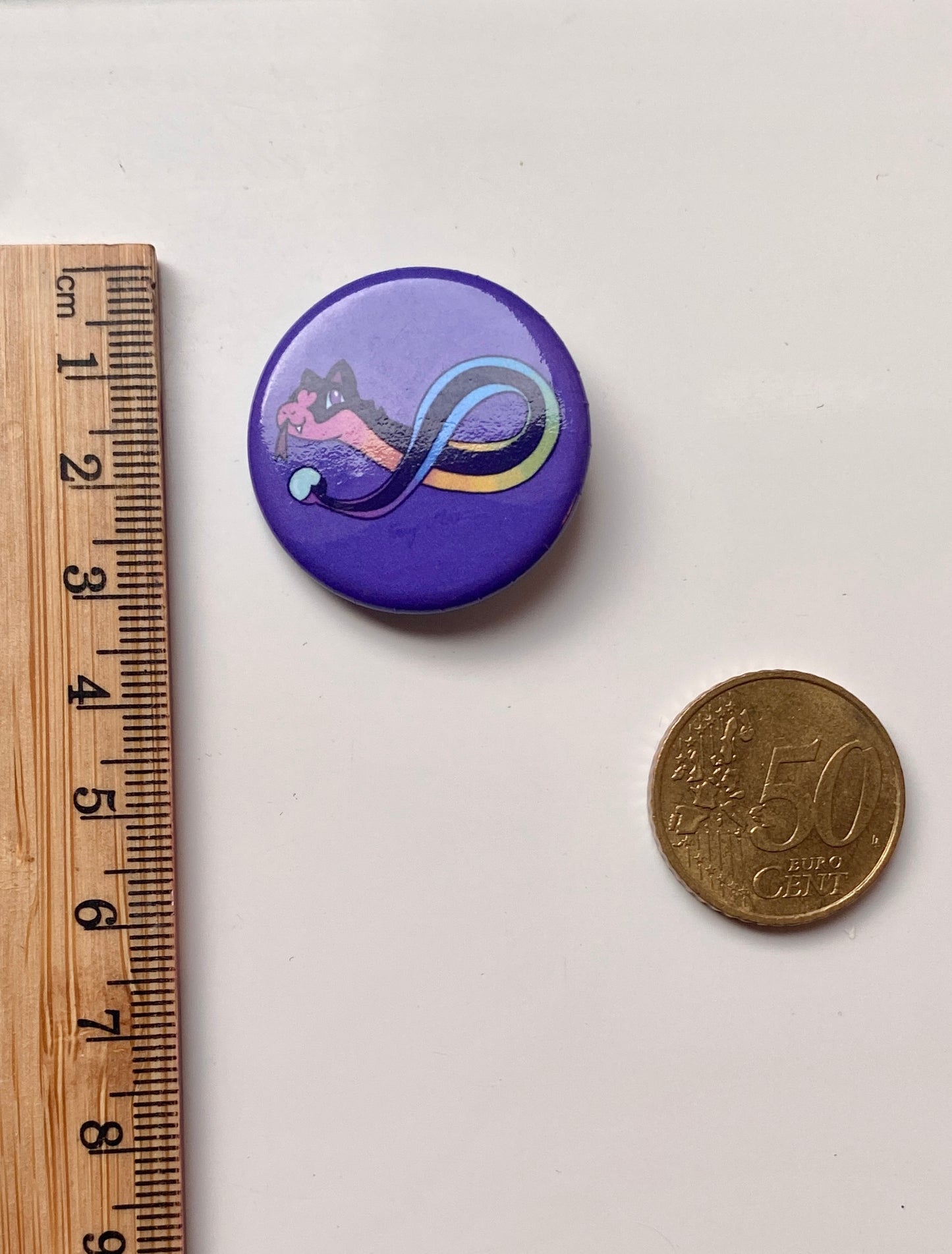 String Bean pin badge - medium