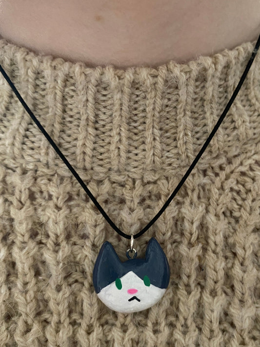 Tuxedo cat necklace