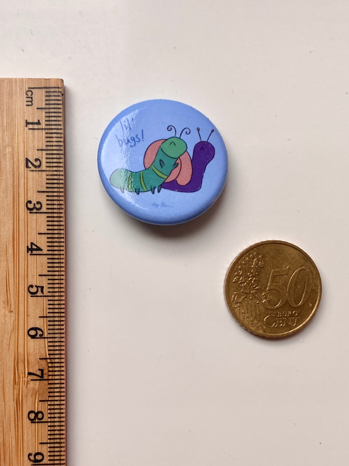 lil’ bugs pin badge - medium
